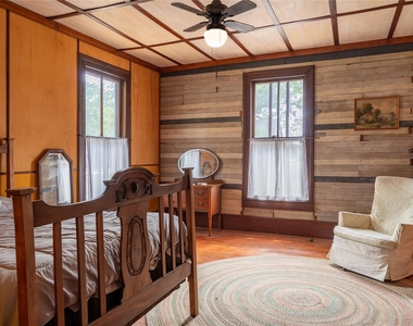 115 N Lockhart St - Photo Thumbnail 14