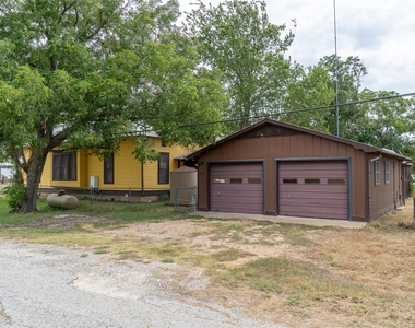 115 N Lockhart St - Photo Thumbnail 19
