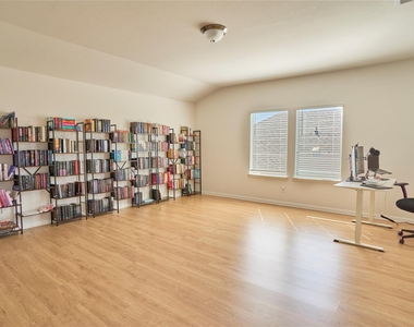 206 Pico St - Photo Thumbnail 16