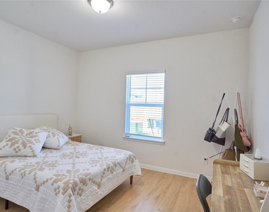 206 Pico St - Photo Thumbnail 13
