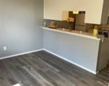 8114 Sonnet Ave - Photo Thumbnail 27