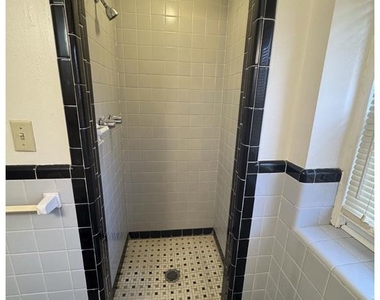 106 W Main Street - Photo Thumbnail 4