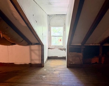 30 N 2nd Street - Photo Thumbnail 16