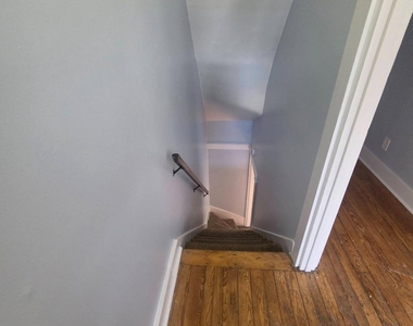 38 Liberty Street W - Photo Thumbnail 20
