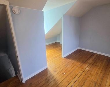 38 Liberty Street W - Photo Thumbnail 35