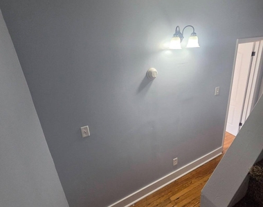 38 Liberty Street W - Photo Thumbnail 30