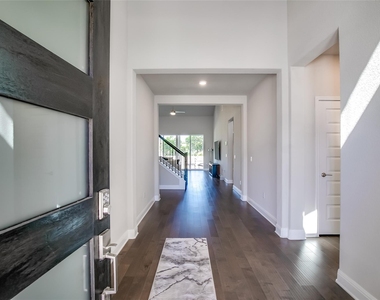 16701 Casa Anna Dr - Photo Thumbnail 2