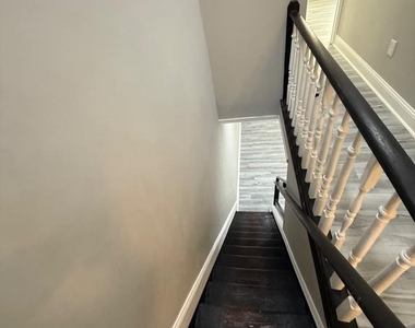426 E 10th Street - Photo Thumbnail 1