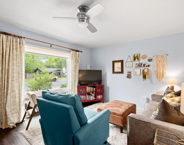 408 Ramble Ln - Photo Thumbnail 7