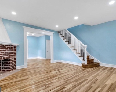 200 Kingston Road - Photo Thumbnail 2