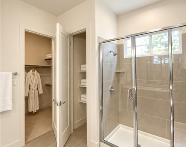 1229 Westborough Ln - Photo Thumbnail 5