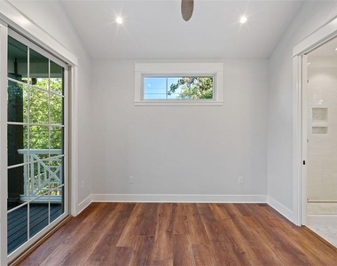 1801 Alta Vista Ave - Photo Thumbnail 5