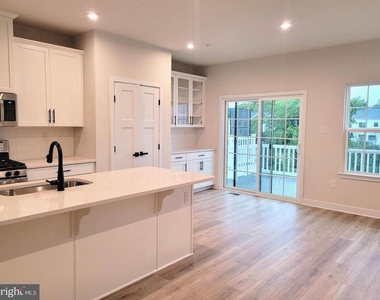 205 River Birch Way - Photo Thumbnail 3