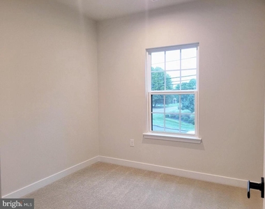 205 River Birch Way - Photo Thumbnail 17