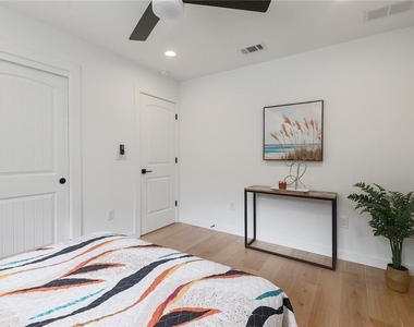 7109 Cherry Meadow Dr - Photo Thumbnail 15