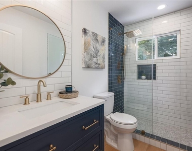 7109 Cherry Meadow Dr - Photo Thumbnail 18