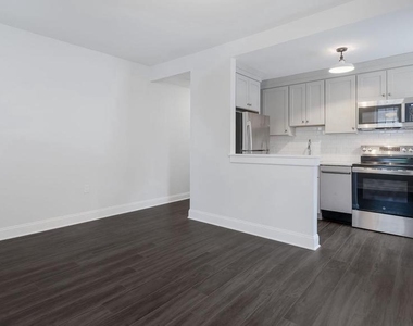 115 Harvey Avenue - Photo Thumbnail 7