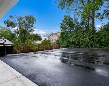 115 Harvey Avenue - Photo Thumbnail 21