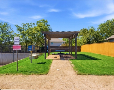 1214 Falconer Way - Photo Thumbnail 34
