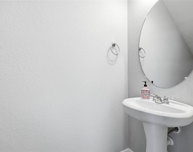 1214 Falconer Way - Photo Thumbnail 4