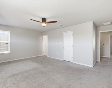 1214 Falconer Way - Photo Thumbnail 19