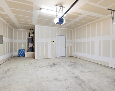 1214 Falconer Way - Photo Thumbnail 13