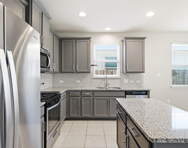 1214 Falconer Way - Photo Thumbnail 11