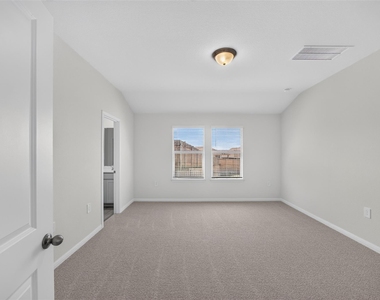 12413 Saint Thomas Dr - Photo Thumbnail 31