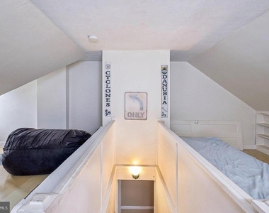 916 Cedar Street - Photo Thumbnail 23