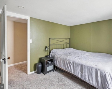 916 Cedar Street - Photo Thumbnail 16