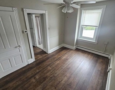 9 N West Street - Photo Thumbnail 12