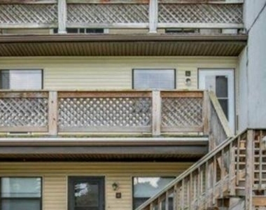 1334 W Wyomissing Boulevard - Photo Thumbnail 12