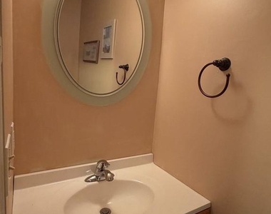 41 Lehavre Court - Photo Thumbnail 9