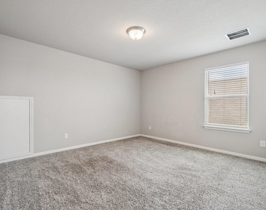 1007 Guadalupe Bass Rd - Photo Thumbnail 27