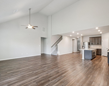 1007 Guadalupe Bass Rd - Photo Thumbnail 8