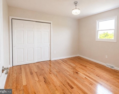 322 Madison Avenue - Photo Thumbnail 14