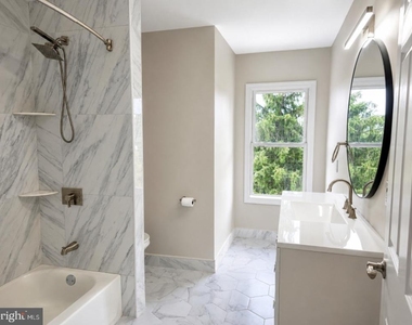 322 Madison Avenue - Photo Thumbnail 26