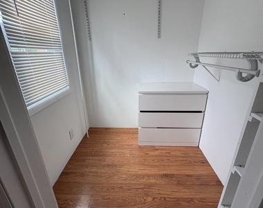 455 Crown Point Road - Photo Thumbnail 12
