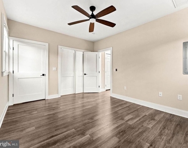 266 S White Horse Pike - Photo Thumbnail 9