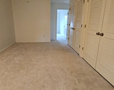 109 Kramer Court - Photo Thumbnail 28