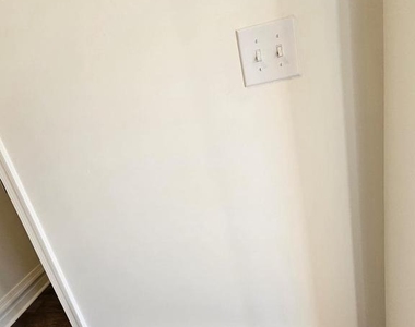 109 Kramer Court - Photo Thumbnail 5