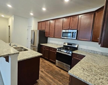 109 Kramer Court - Photo Thumbnail 18