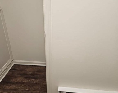 109 Kramer Court - Photo Thumbnail 7