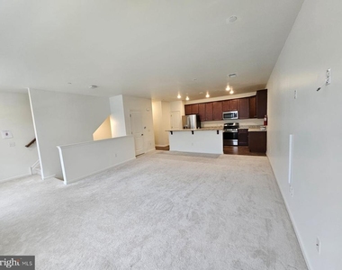 109 Kramer Court - Photo Thumbnail 16