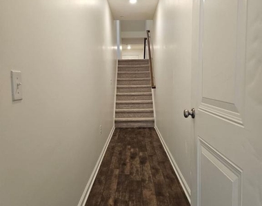 109 Kramer Court - Photo Thumbnail 14