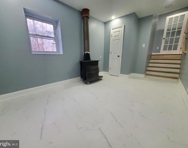 2601 N Lakeshore Drive - Photo Thumbnail 11