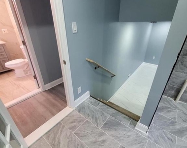 2601 N Lakeshore Drive - Photo Thumbnail 20
