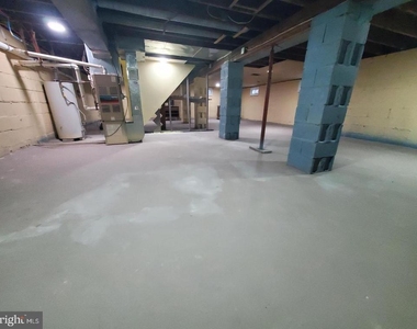 2601 N Lakeshore Drive - Photo Thumbnail 24