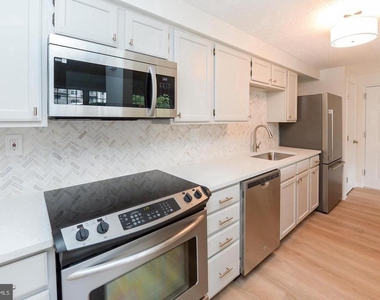 25 Cranberry Court - Photo Thumbnail 1
