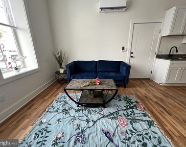106 E Broad Street - Photo Thumbnail 1